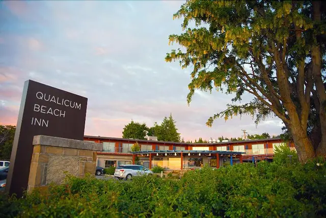 Qualicum Beach Inn