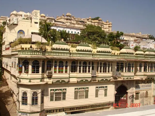 Hotel Raj Palace
