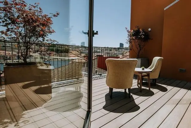 Exmo Hotel