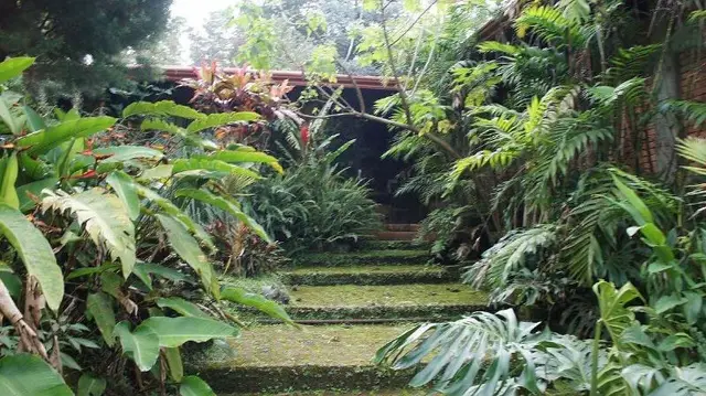 Hotel El Portico