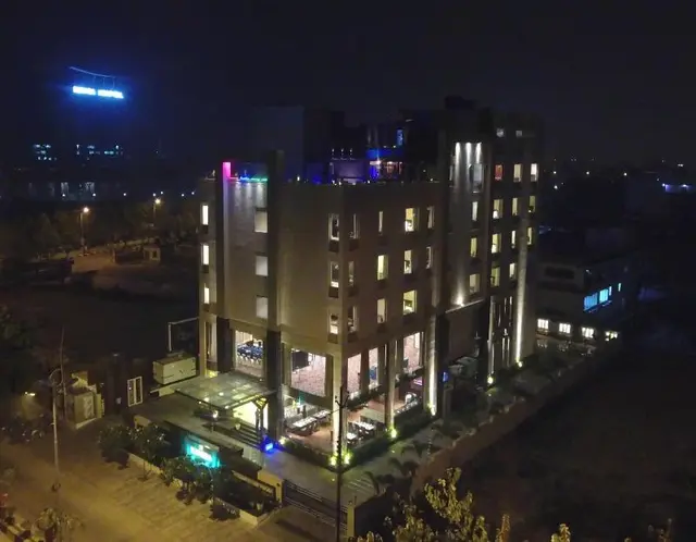 Hotel Ranbirs