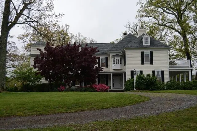Woodville Bed And Breakfast
