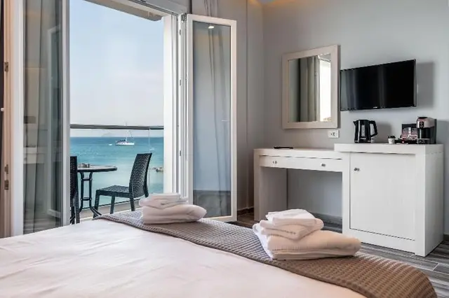 Kyma Rooms & Suites