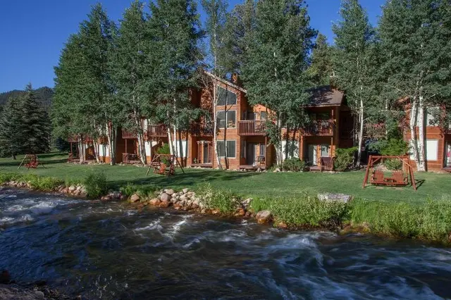 Aspen Winds On Fall River