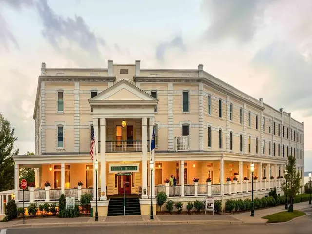 Perry Hotel