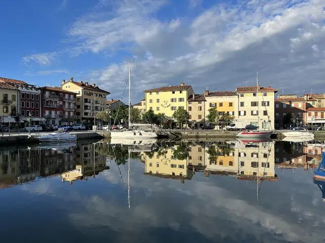 Alla Città di Trieste