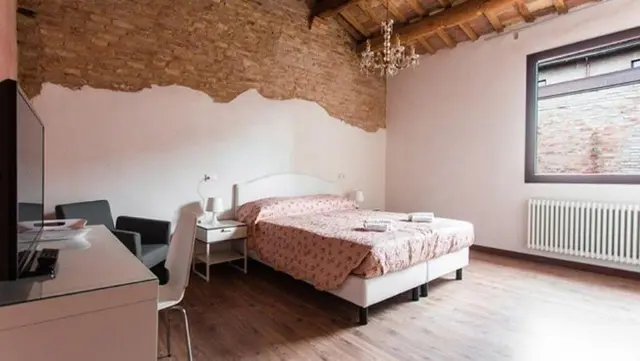 Toscanini Rooms