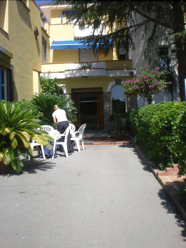 Hotel Seven Residence