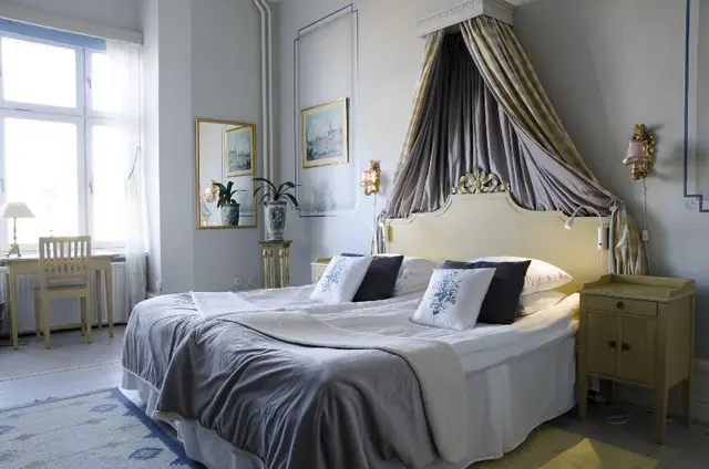 Strand Hotell