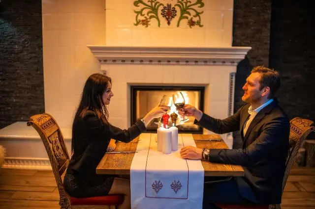 Gold Hotel