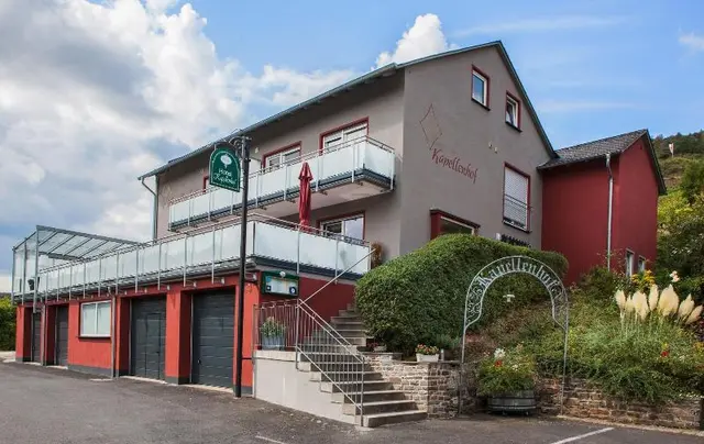 Hotel Restaurant Weingut Kapellenhof