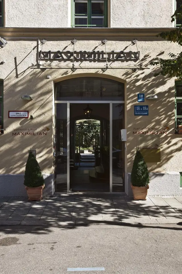 Apartments & Hotel Maximilian Munich
