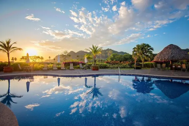 Hrg Condos At Los Sueños