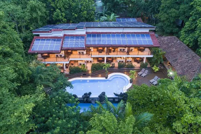 Pumilio Mountain & Ocean Hotel