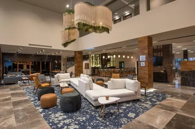 Courtyard By Marriott San Luis Potosi, Los Lagos