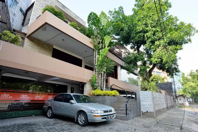 Zen Rooms Terogong Near Pondok Indah