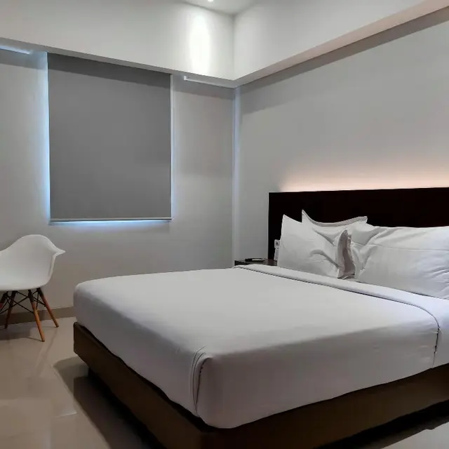 Emerald Hotel