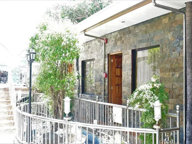 Zen Rooms Palm Tree Olongapo