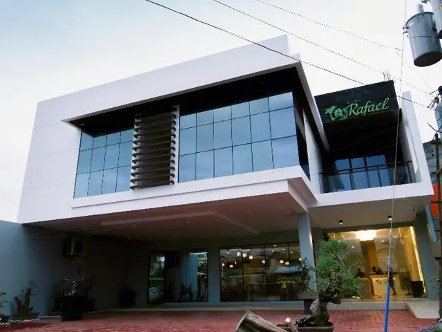 Casa Rafael Business Inn