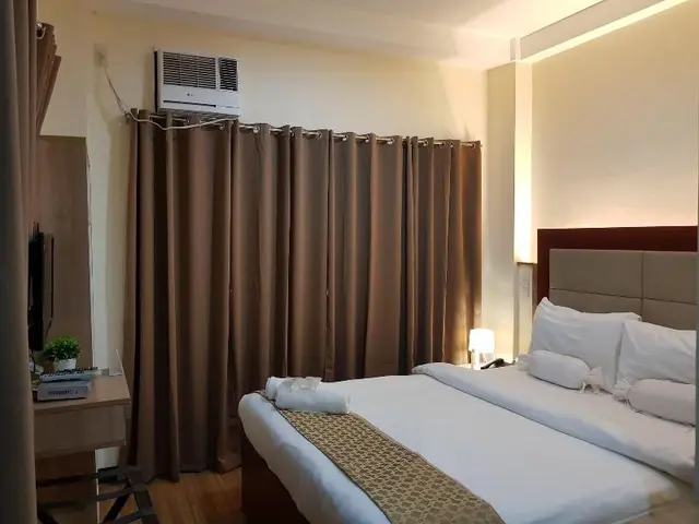Sleep And Stay Hotel