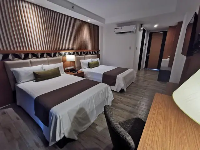The Crown Residences At Harbour Springs