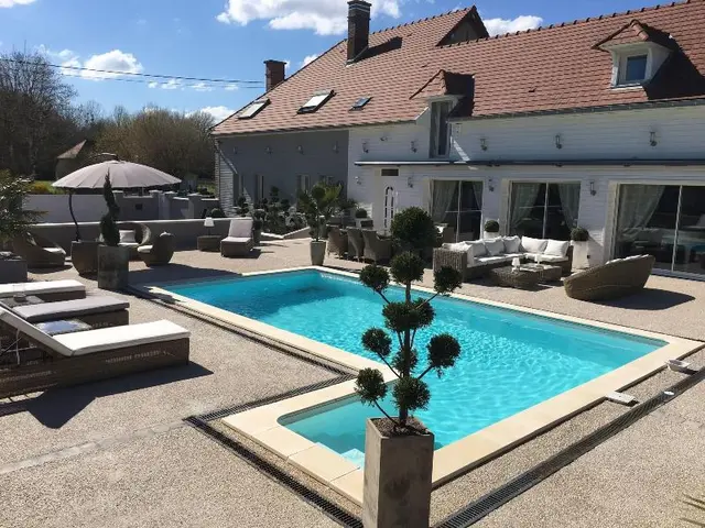 Villa De La Croix