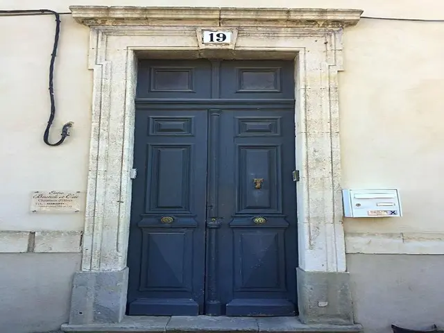 Entre Bastide Et Cite