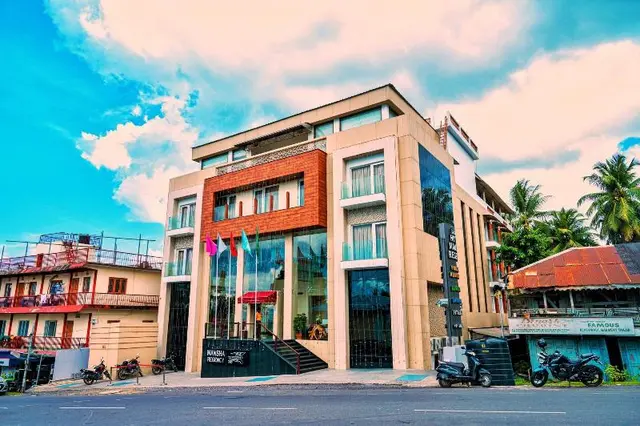 Hotel Mansha Regency