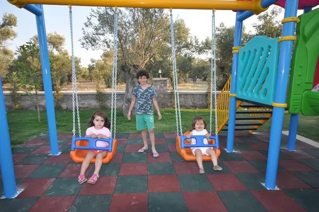 Zeytin Arasi Apart Otel