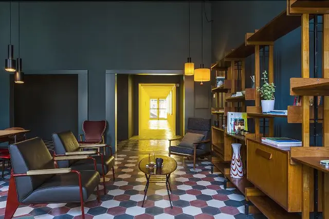Casa Base