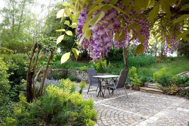 Les Jardins De Camelot