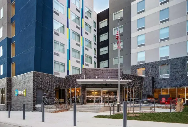 Home2 Suites by Hilton Milwaukee Downtown