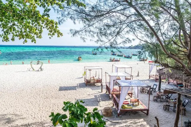 Lipe Beach Resort