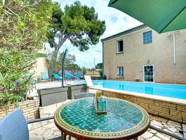 Logis Hotel la Bastide d'Entraigues