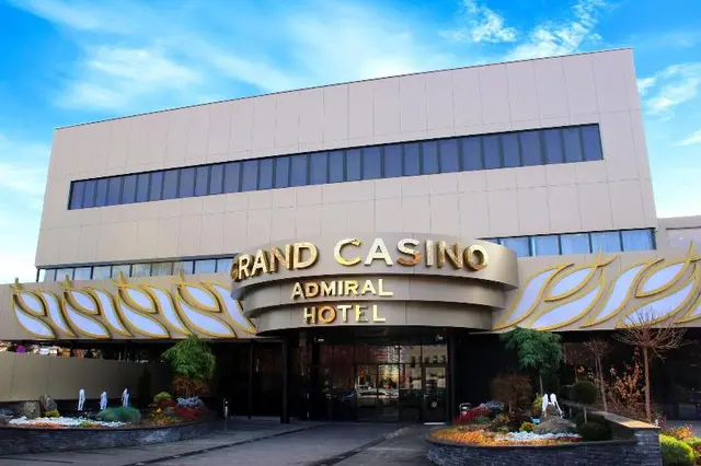 Admiral Hotel