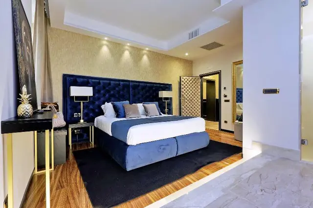 Spanish Diamond Luxury Suites Jacuzzi
