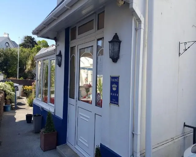 Seacroft Guest House