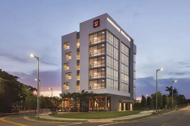 Kompose Boutique Hotel Miami Airport