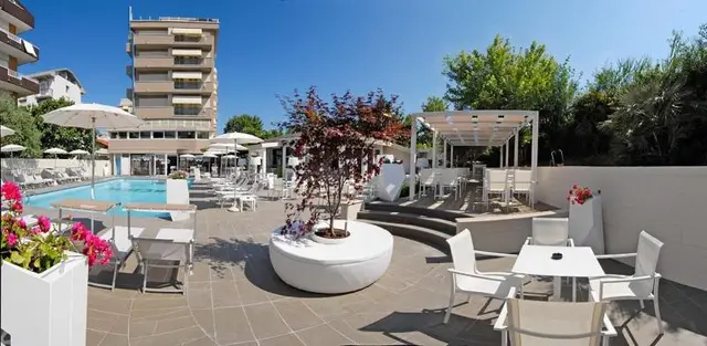 Hotel Pacific