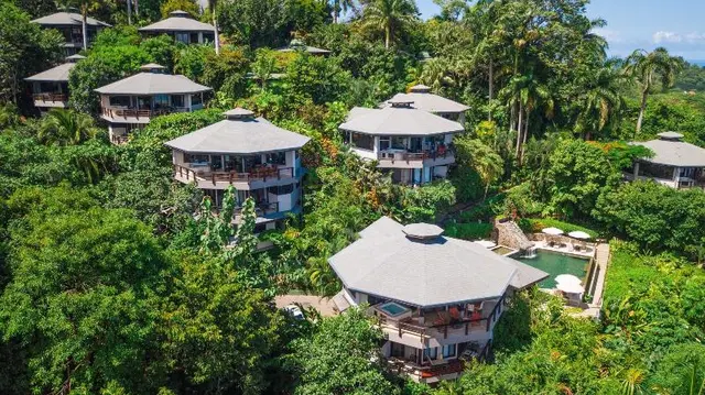 Tulemar Resort
