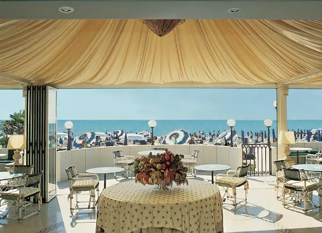 Hotel Montecarlo