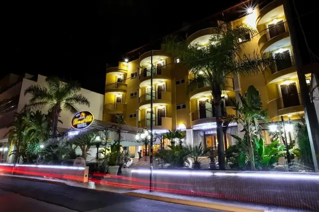 Hotel Riva Del Sole