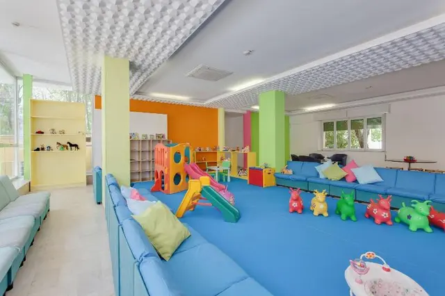 Hotel Holiday Park