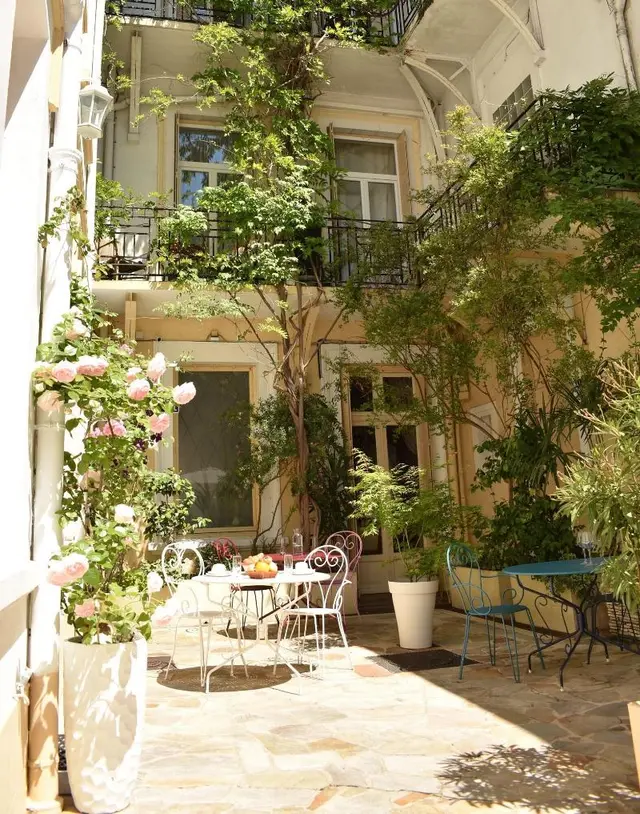 Hotel Henri Iv