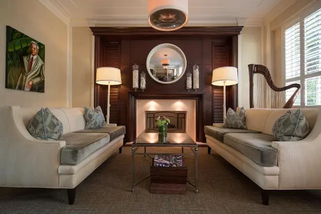 The Pillars Hotel