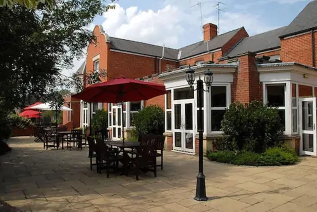 Woodlands Hotel