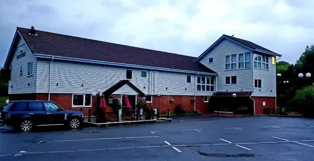 The Riverside Inn