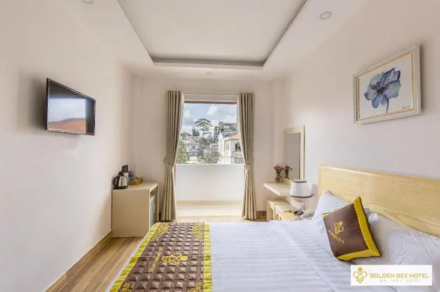 Golden Bee Hotel