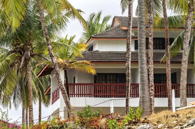 PrideInn Flamingo Beach Resort & Spa