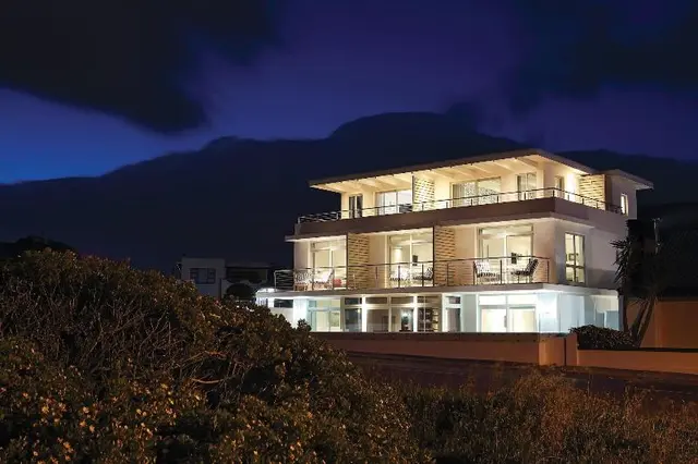 One Marine Drive Boutique Hotel